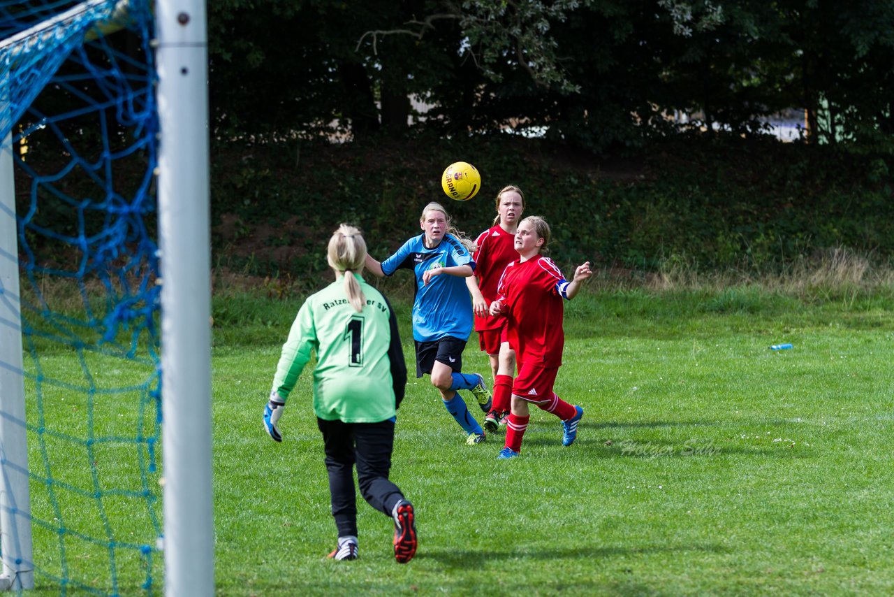 Bild 98 - D-Juniorinnen MTSV Neumnster - Ratzeburger SV : Ergebnis: 4:3